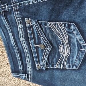 Suko Jean Shorts Embroidered Embellished Size 14